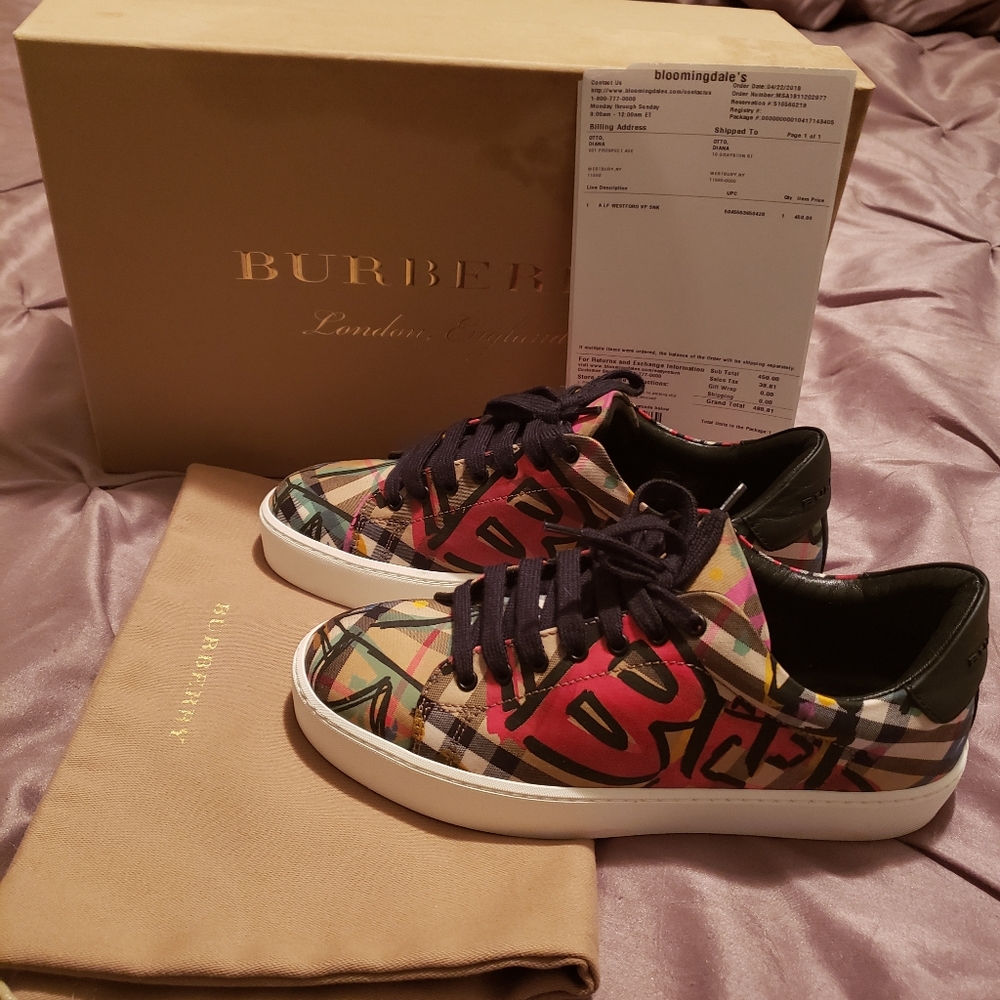Burberry sneakers